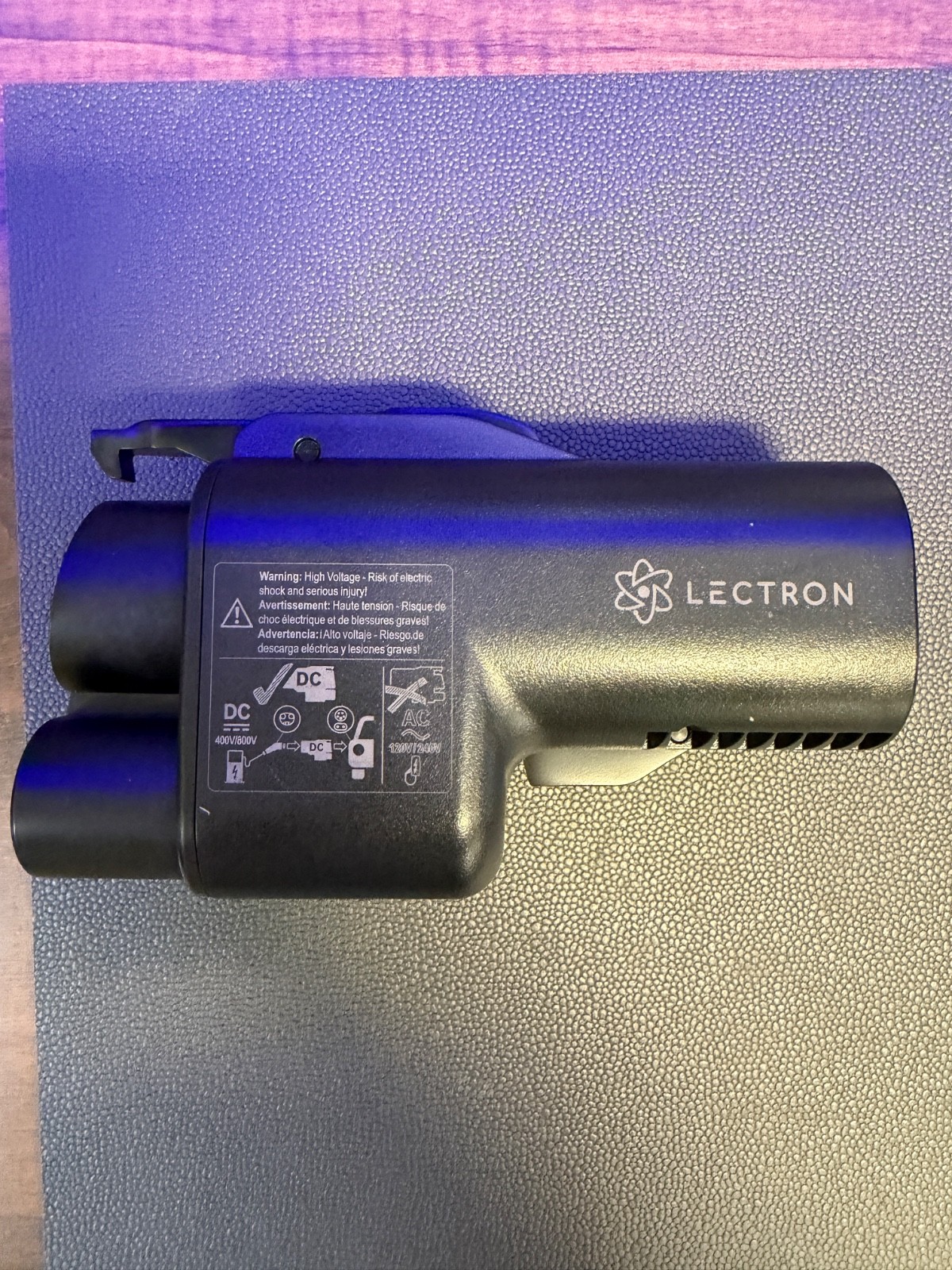 Mercedes Benz Lectron NACS to CCS adapter Mercedes Benz Lectron NACS to CCS adapter