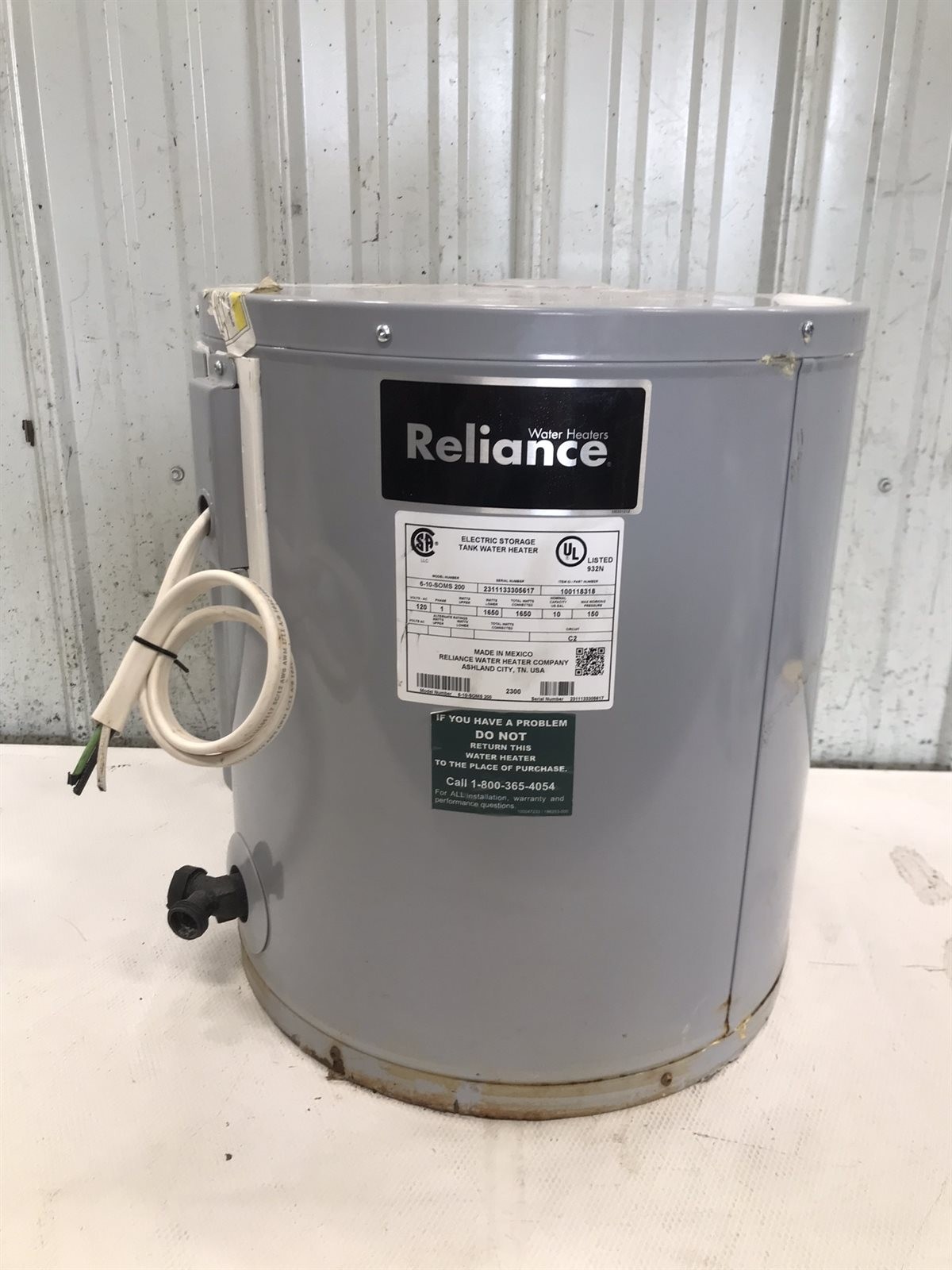 Wellcraft Gran Sport Boat Reliance 10 gallon hot water heater compact Marine RV