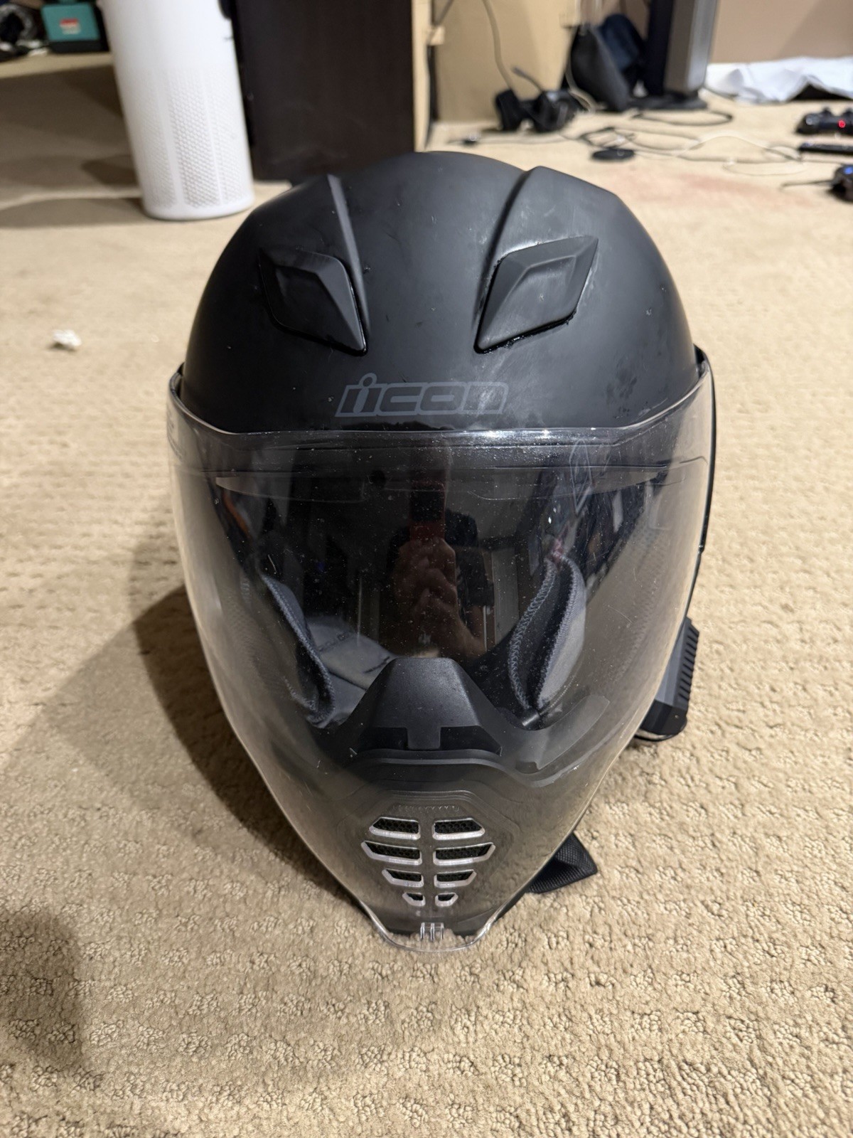 Icon Airflite Matte Black Motorcycle Helmet Size XL w/ Bluetooth Coms Icon Airflite Matte Black Motorcycle Helmet Size XL w/ Bluetooth Coms