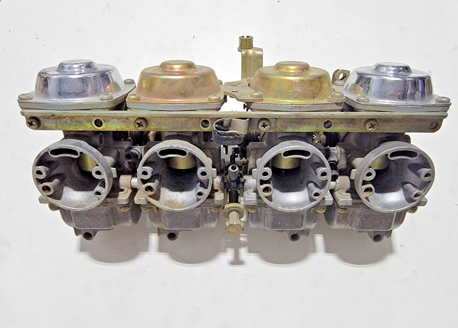 Carburetor Rack Mikuni 49A 1984-1985 Yamaha FJ600 FJ 600 Carburetor Rack Mikuni 49A 1984-1985 Yamaha FJ600 FJ 600