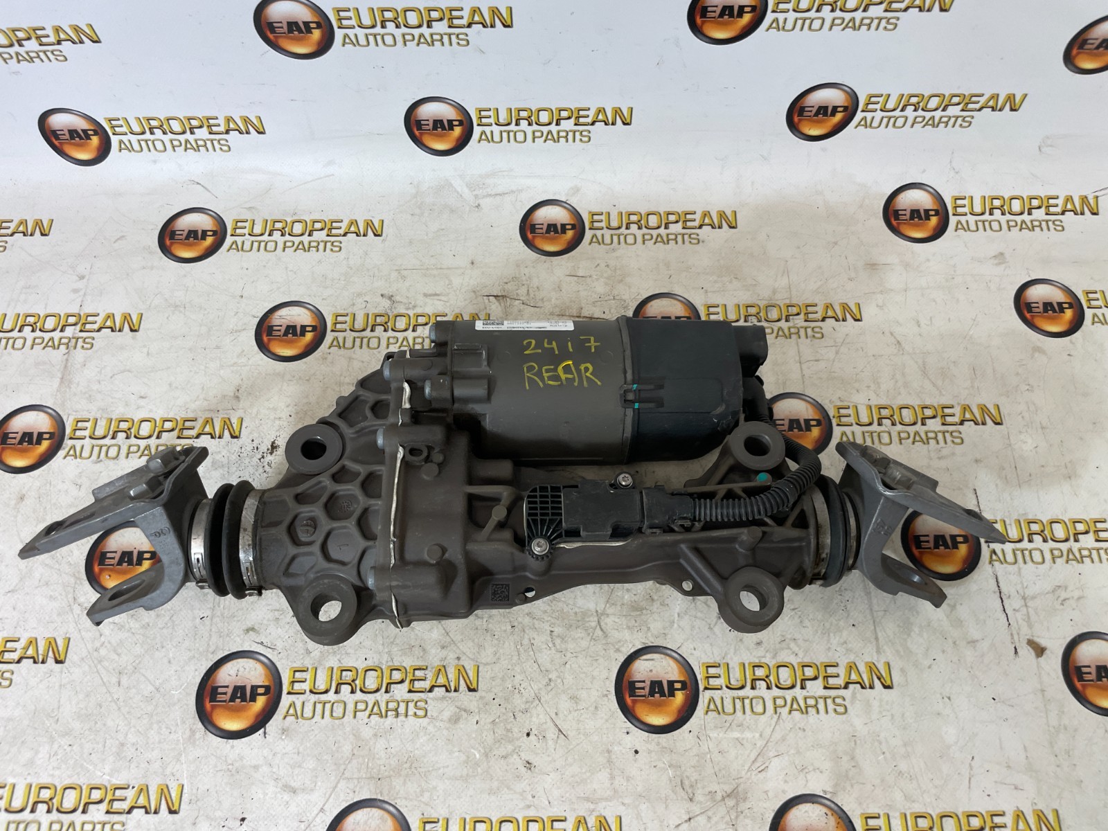 2023 2024 2025 BMW I7 G70 POWER STEERING GEAR RACK REAR BAR OEM USED 8861499