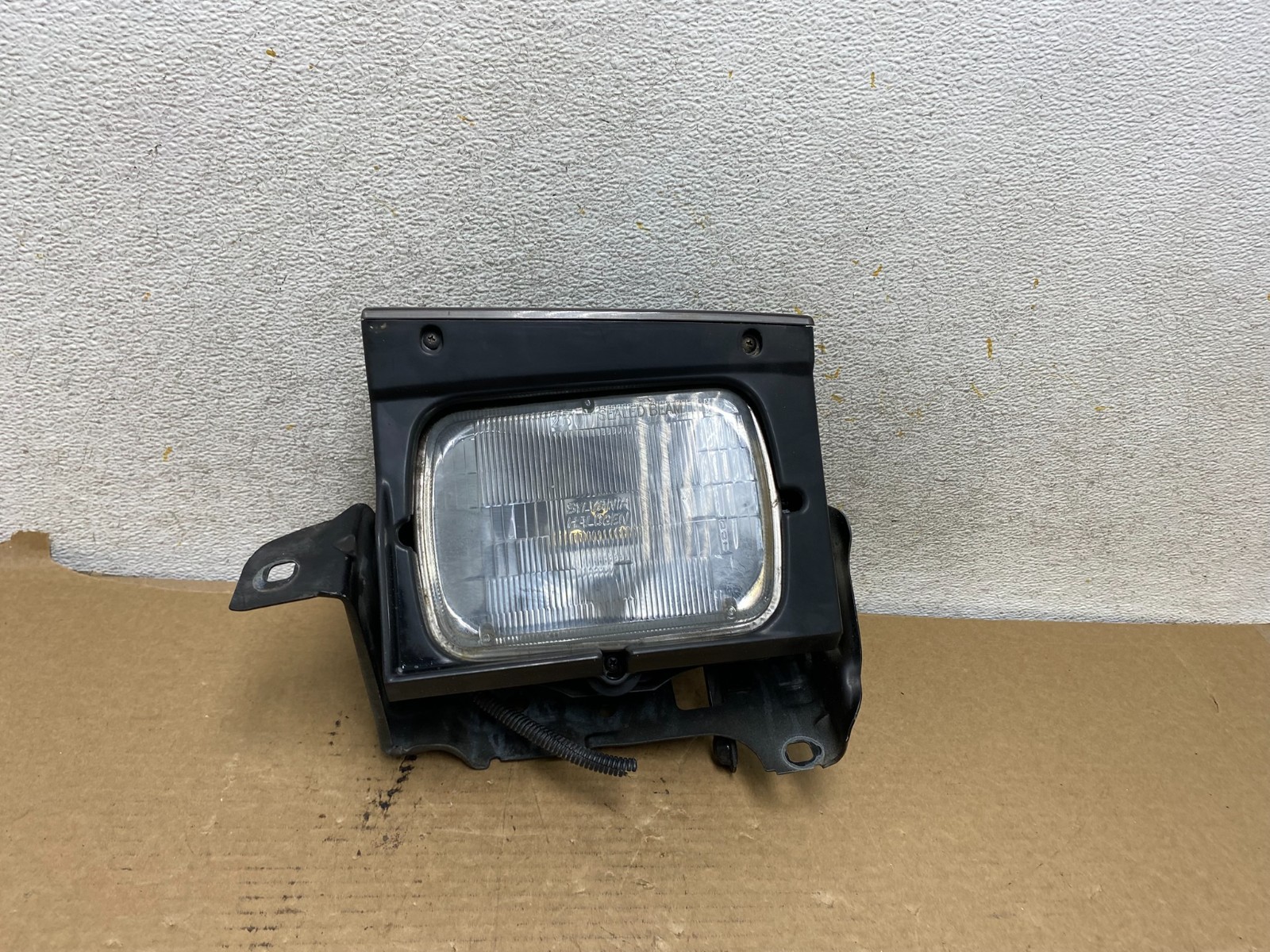 1985 to 1991 Honda Accord Left Driver Lh Side Headlight  ah7895 DG