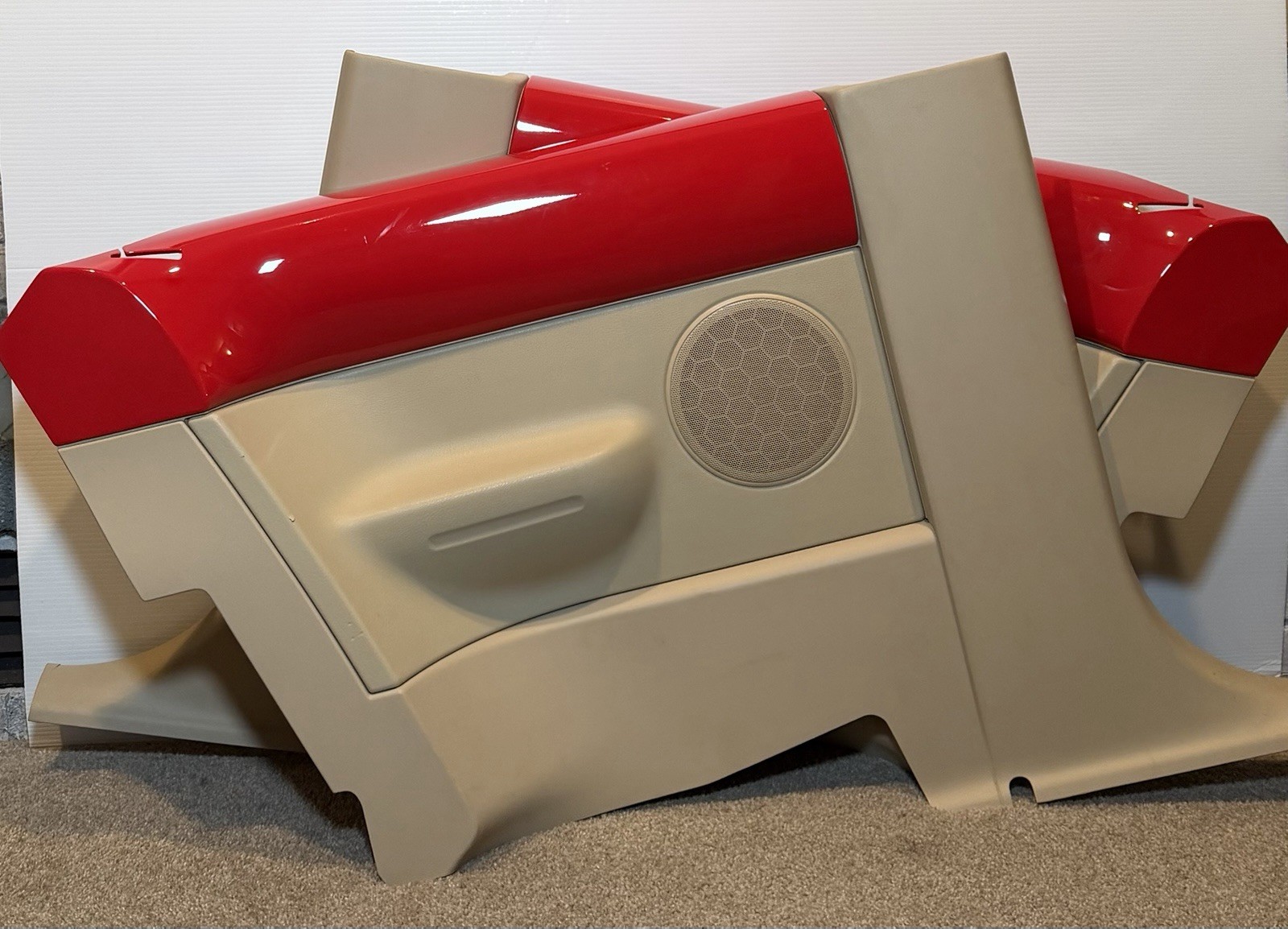 98-10 Volkswagen Beetle Rear Interior Quarter Panels | For Hardtop | Red & Tan 98-10 Volkswagen Beetle Rear Interior Quarter Panels | For Hardtop | Red & Tan
