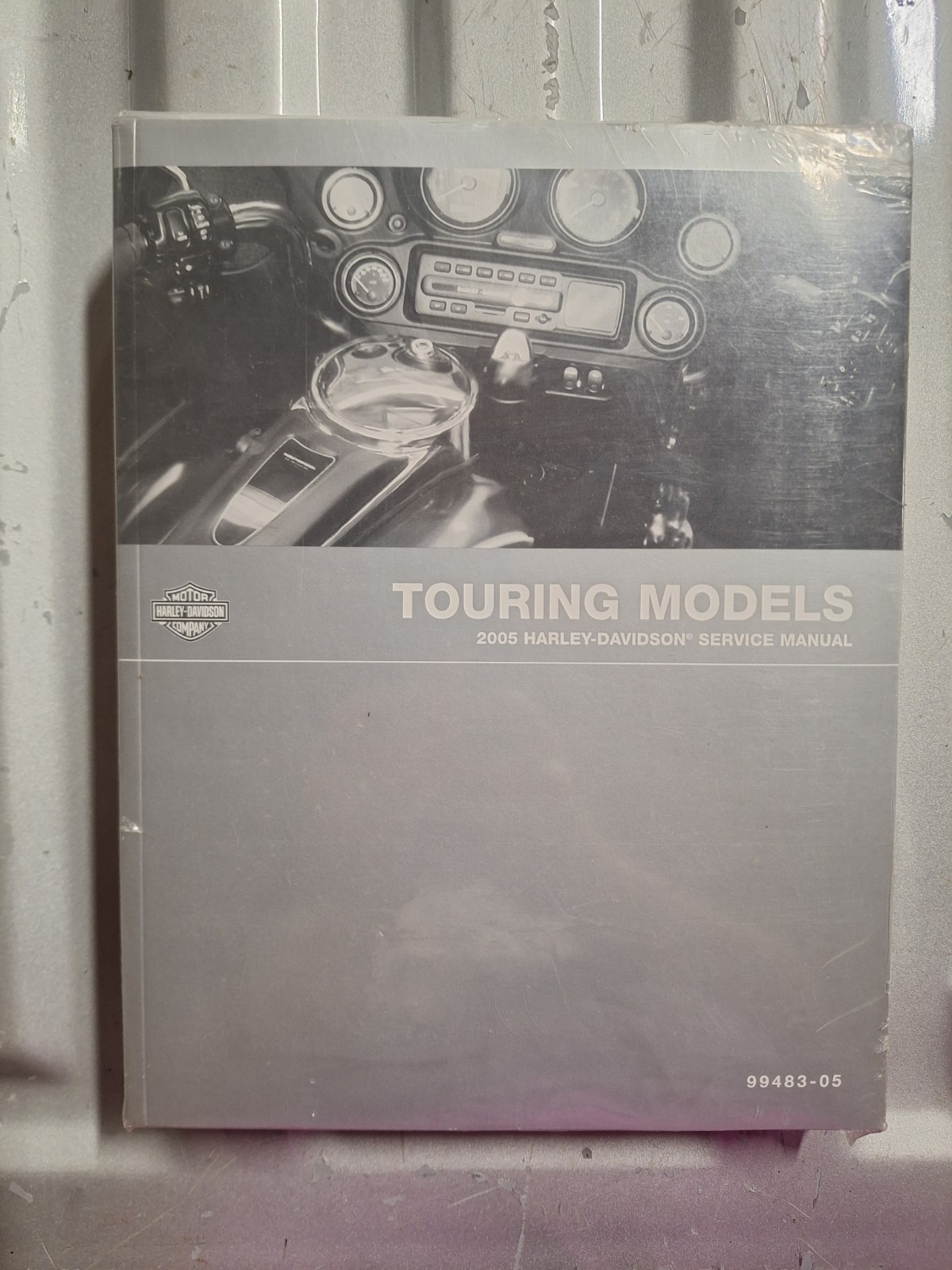 2005 Harley-Davidson Touring Service Manual OEM 99483-05 Repair Electra Road 2005 Harley-Davidson Touring Service Manual OEM 99483-05 Repair Electra Road