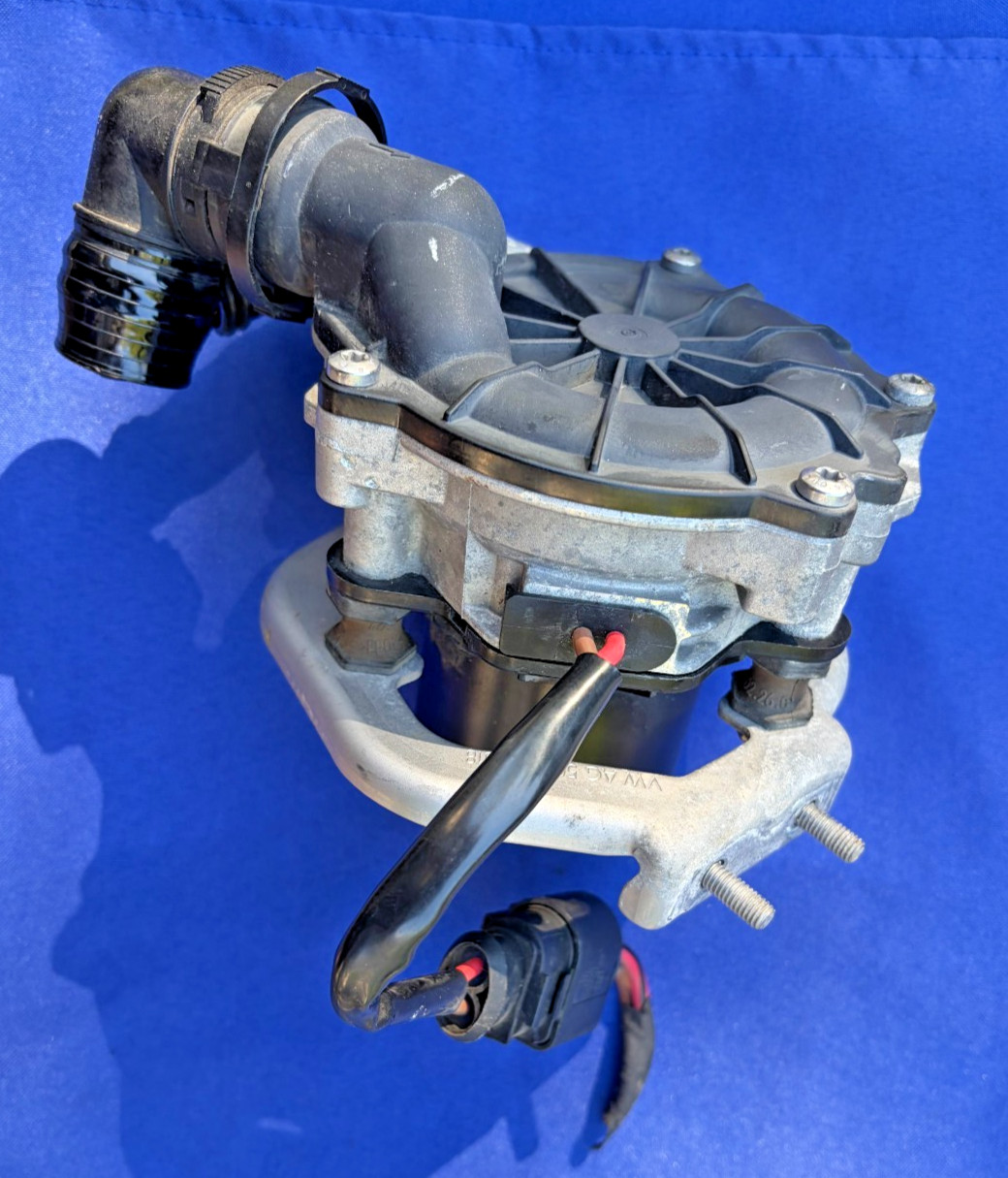 \'14-20 Volkswagen VW Passat Genuine Secondary Air Injection Pump 04E959231D OEM