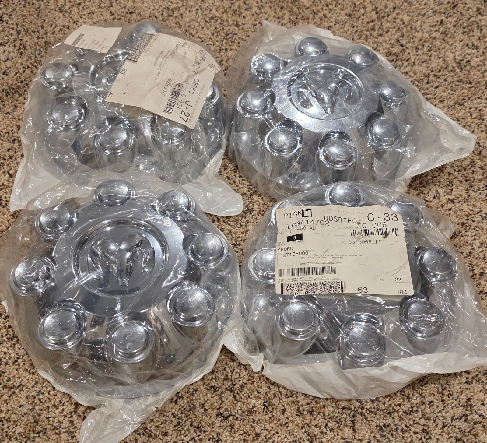 OEM 2003-13 DODGE RAM NON-DUALLY CHROME WHEEL COVER CENTER CAP MOPAR 52121450AD OEM 2003-13 DODGE RAM NON-DUALLY CHROME WHEEL COVER CENTER CAP MOPAR 52121450AD