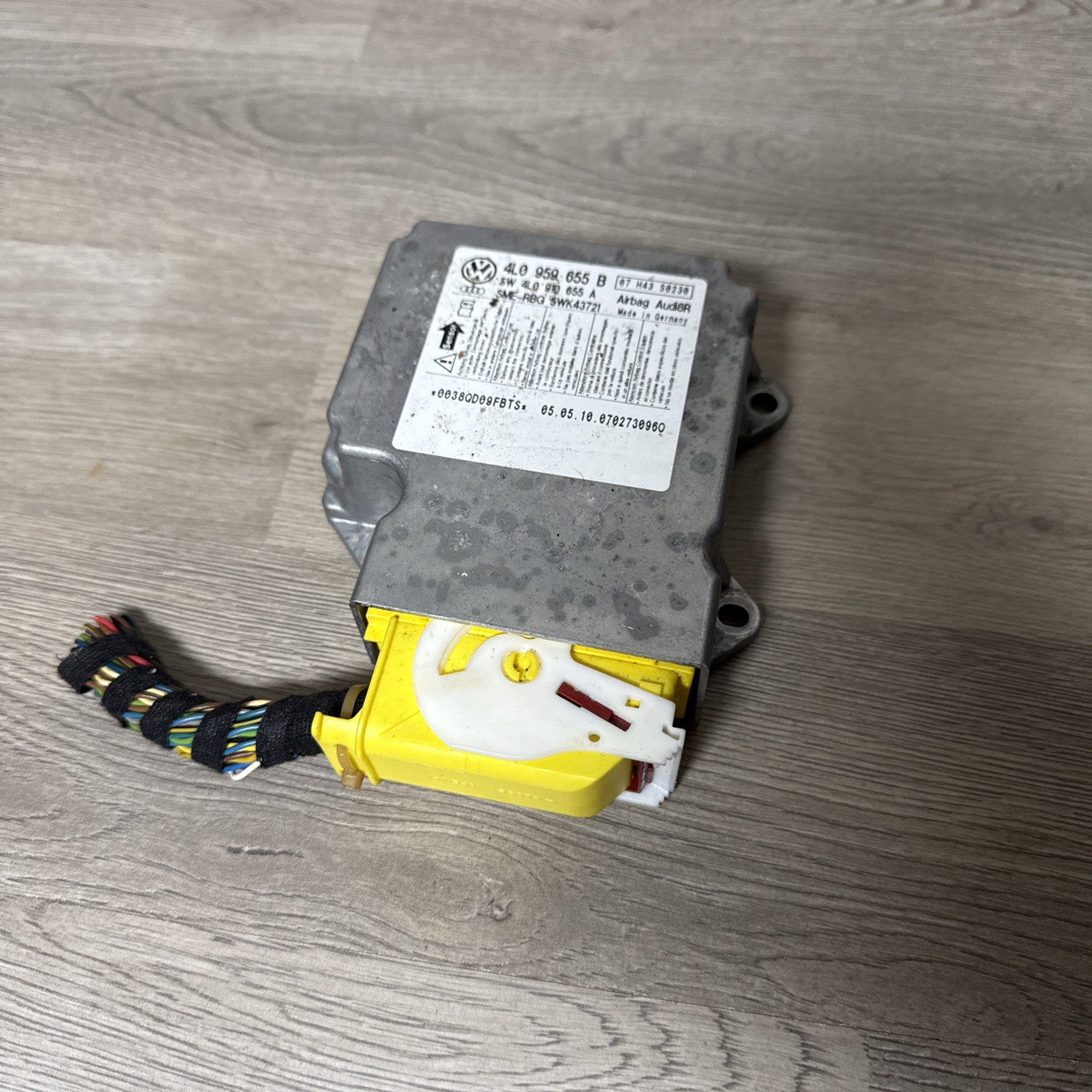 2007-2015 AUDI Q7 SENSOR CONTROL MODULE 4L0959655B OEM