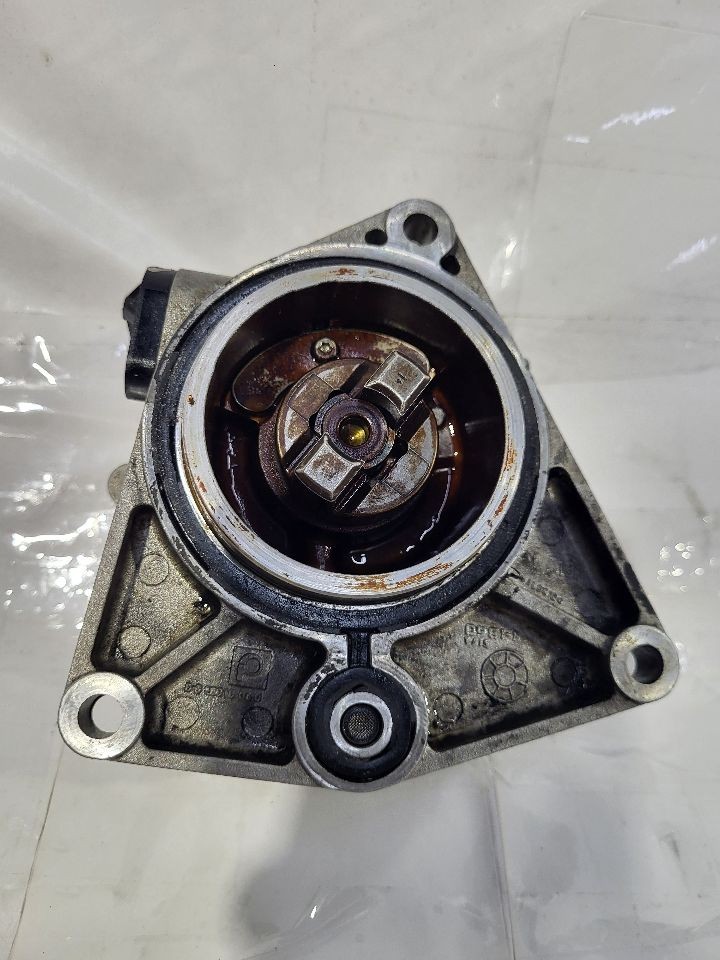 2016 2019 Buick Cascada OEM Vacuum Pump
