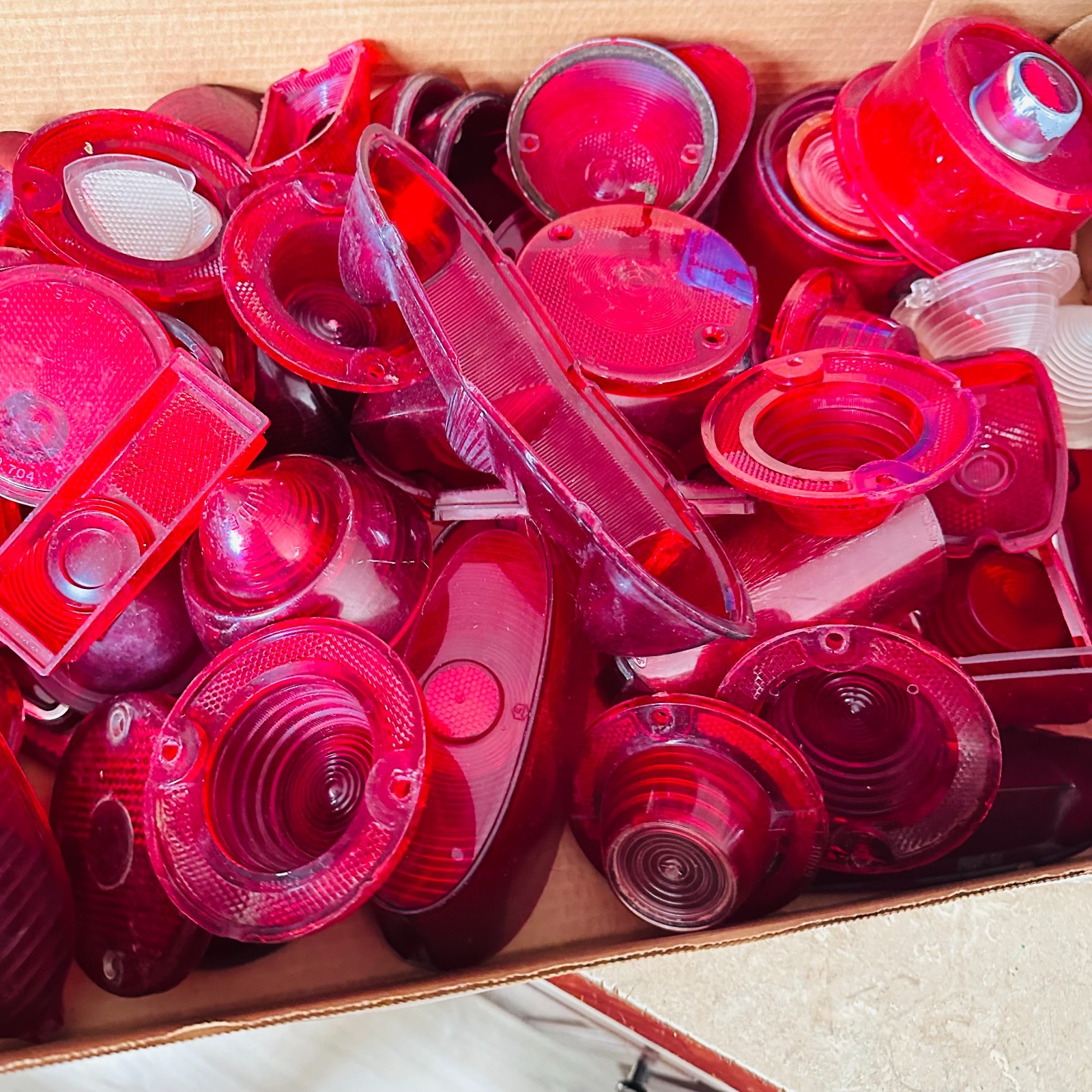 Vtg lot of old car light reflectors plastic red clear blue