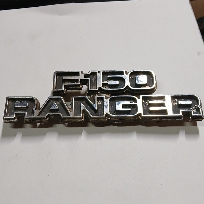 Vintage 1977-1979 Ford Truck F150 Ranger Emblem #D7TB-16702 C58AB Vintage 1977-1979 Ford Truck F150 Ranger Emblem #D7TB-16702 C58AB