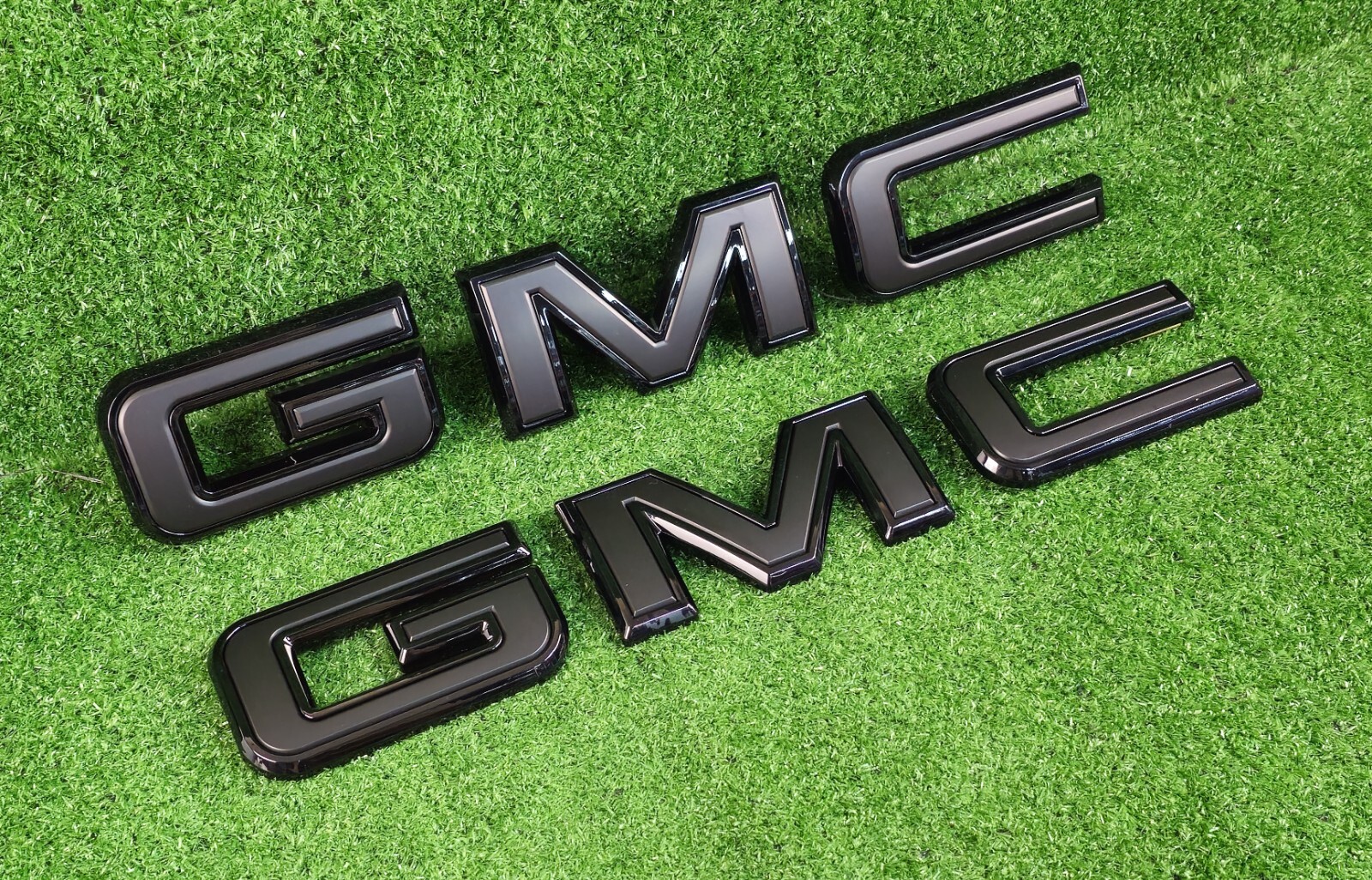 Fit for 2020-2024 GMC Sierra 1500 2500HD 3500HD Front & Rear Emblem Black 2PCS Fit for 2020-2024 GMC Sierra 1500 2500HD 3500HD Front & Rear Emblem Black 2PCS