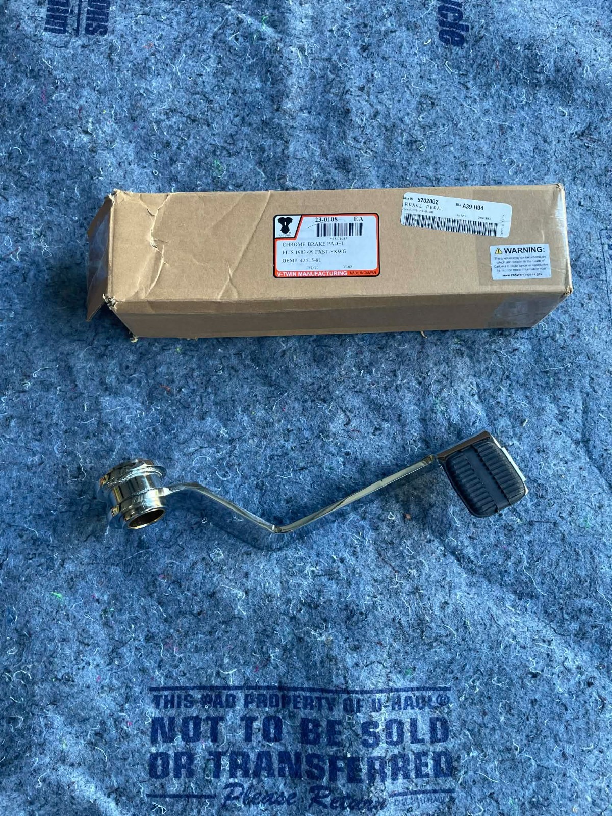 V-Twin Mfg (23-0108) Chrome Brake Pedal w. pad- New in box 83 - 1999 FXST & FXWG V-Twin Mfg (23-0108) Chrome Brake Pedal w. pad- New in box 83 - 1999 FXST & FXWG