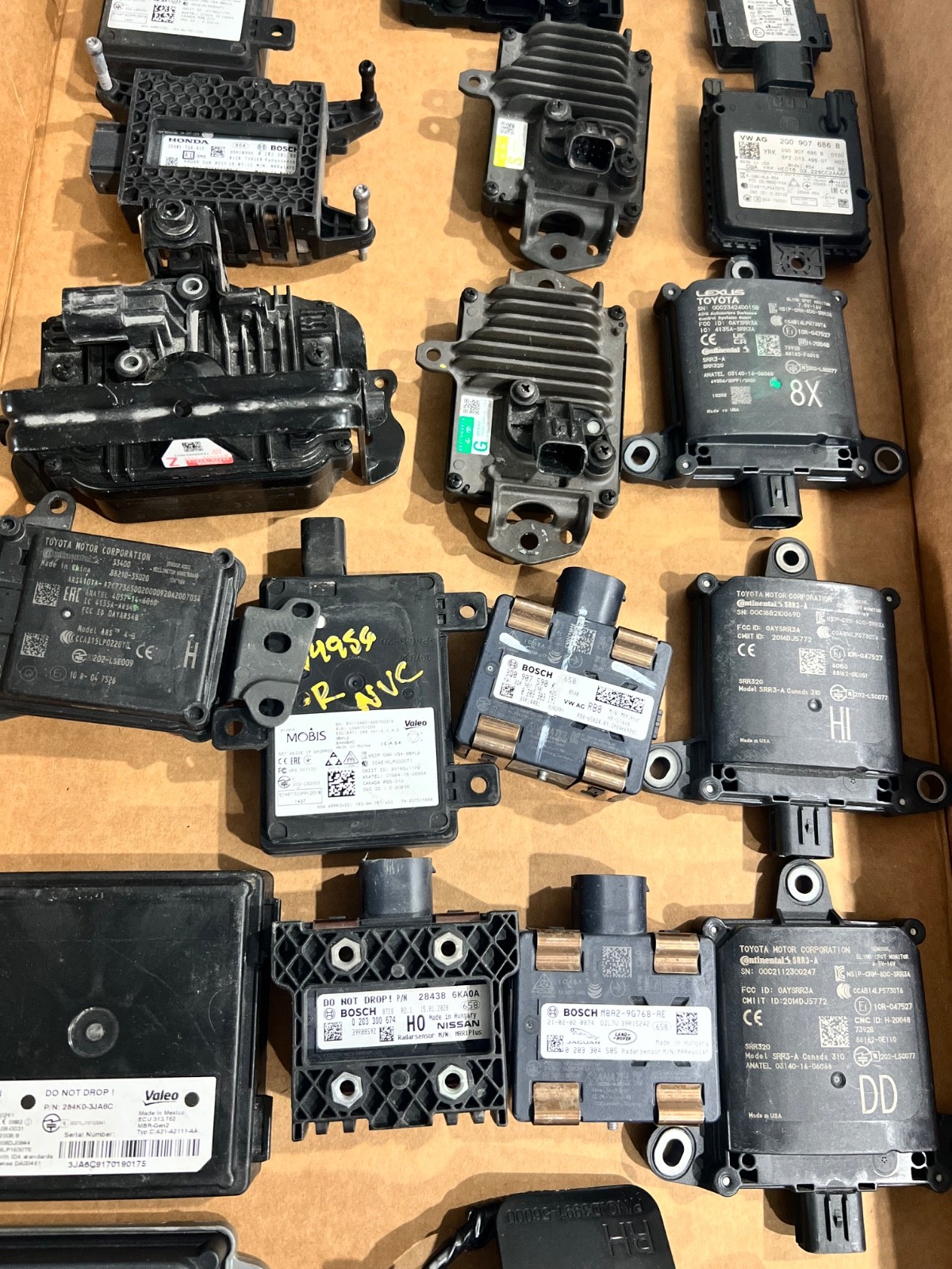 2018 - 2025 BULK BMW KIA HYUNDAI NISSAN TOYOTA BENTLEY DISTANCE RADAR SENSORS 2018 - 2025 BULK BMW KIA HYUNDAI NISSAN TOYOTA BENTLEY DISTANCE RADAR SENSORS