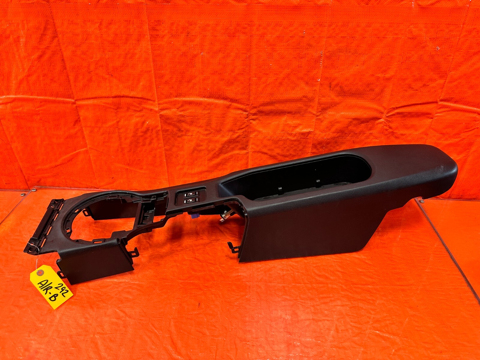13-20 SUBARU BRZ - ARM REST / CENTER CONSOLE STORAGE COMPARTMENT - OEM #292