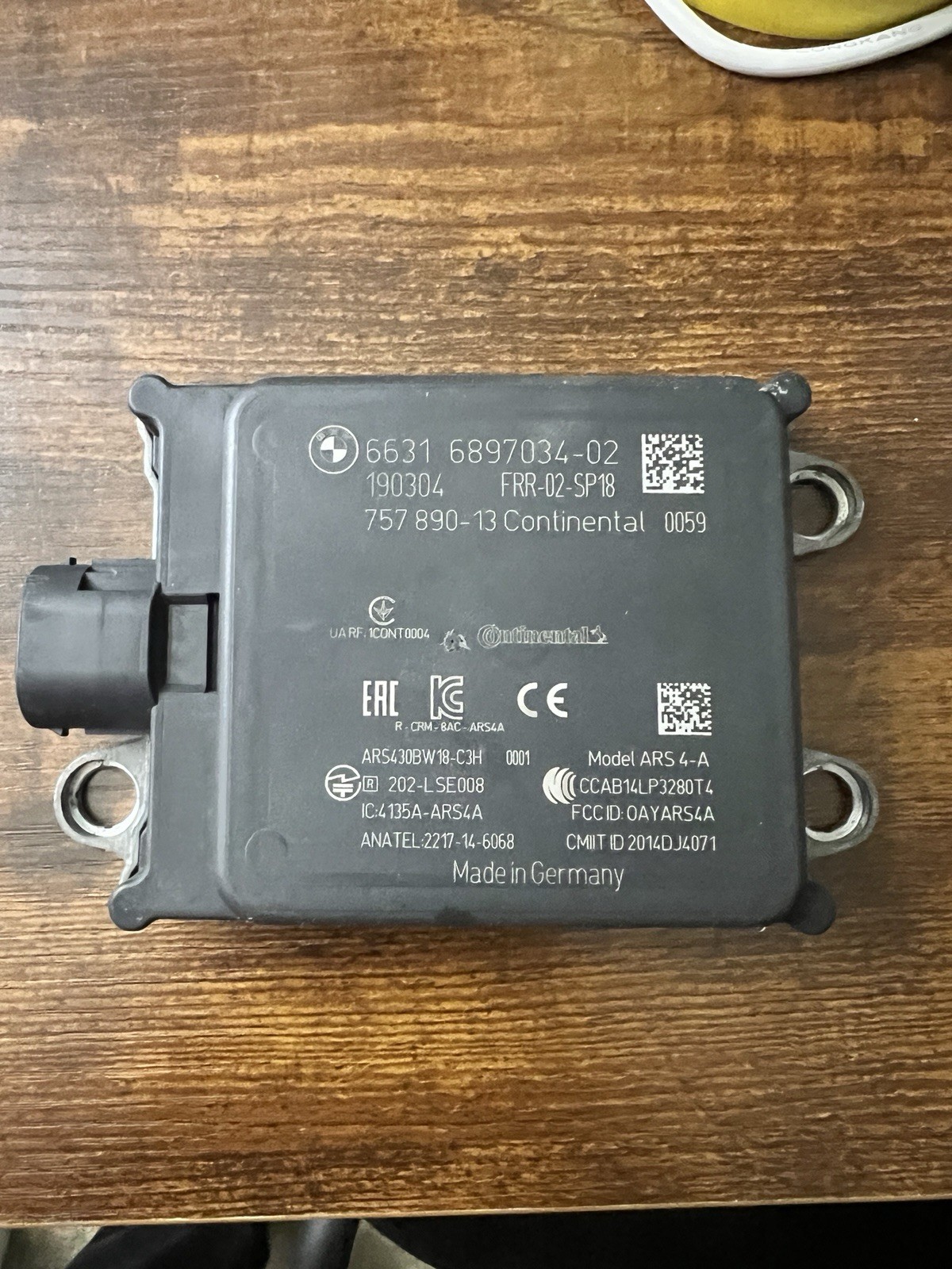Oem BMW Front Radar Sensor 6631 6897034 Oem BMW Front Radar Sensor 6631 6897034