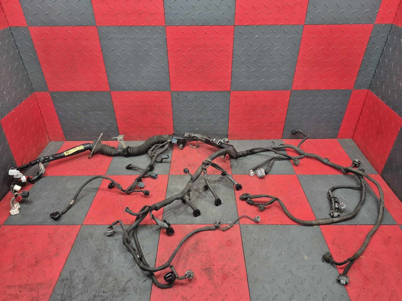 2001-2003 Toyota Sequoia Engine Wire Harness 4.7L #82121-34340F