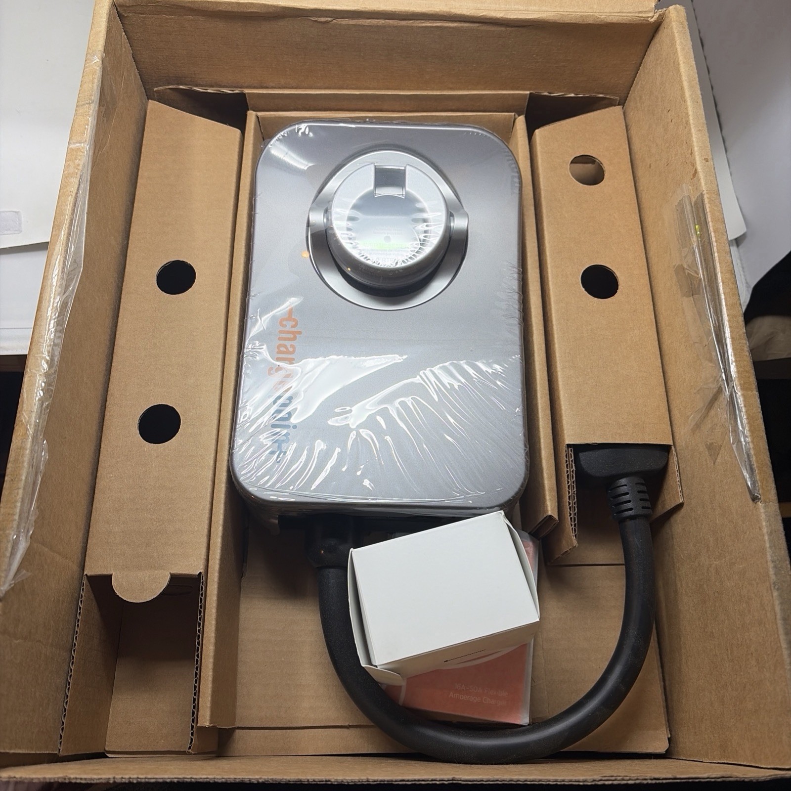 ChargePoint Home Flex Level 2 EV Charger 50A/240V NEMA 6-50 Plug New Open Box ChargePoint Home Flex Level 2 EV Charger 50A/240V NEMA 6-50 Plug New Open Box