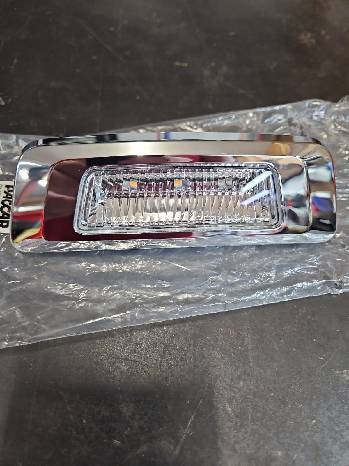 GENUINE PACCAR KENWORTH P54-1287 LAMP SIDE NEW OEM P541287 GENUINE PACCAR KENWORTH P54-1287 LAMP SIDE NEW OEM P541287