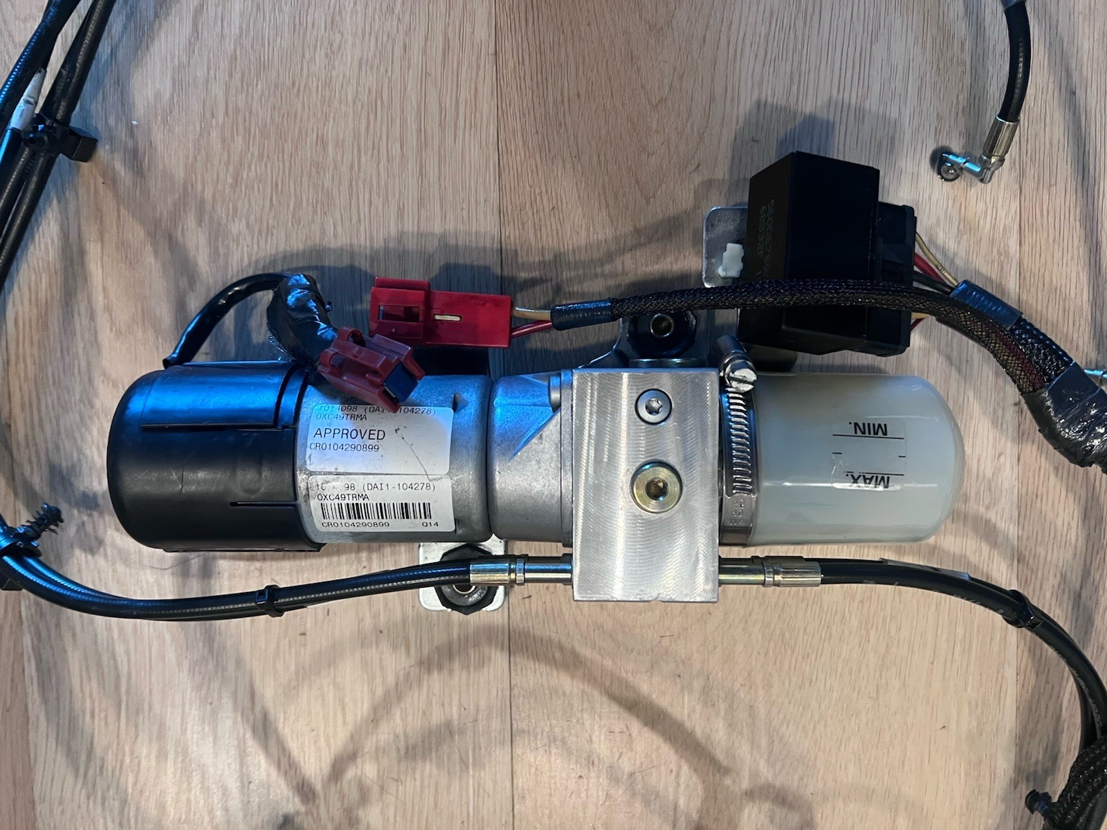 2005 - 2008 Chrysler PT Cruiser Convertible Top Hydraulic Lift Motor OEM