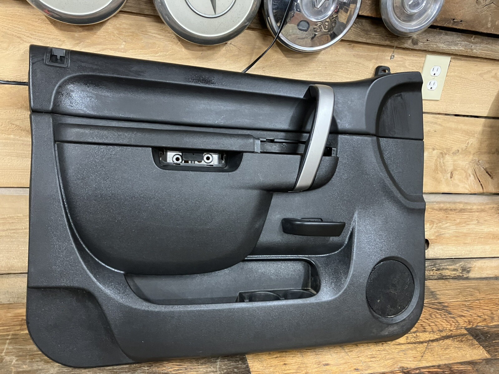 10-13 Chevy Silverado Gmc Sierra Driver Side Interior Door Panel Gm Original 12