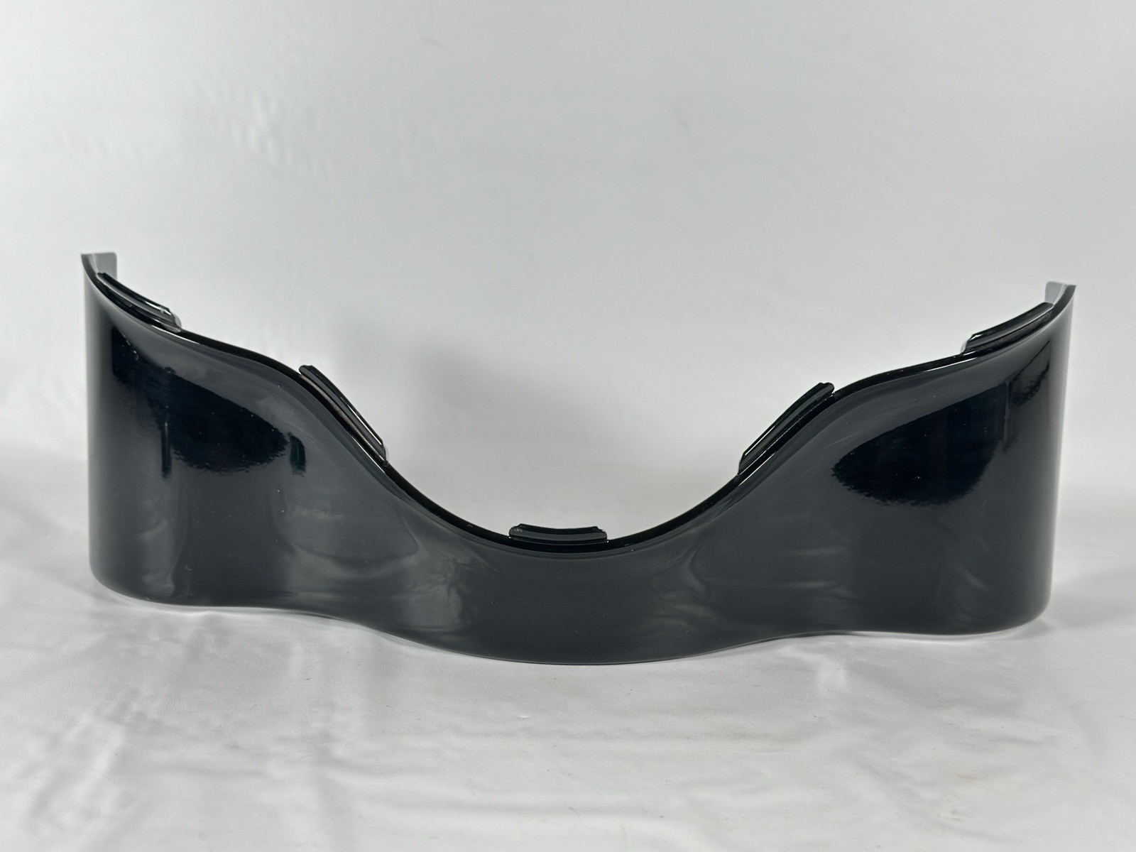 14-23 Harley Davidson Touring Batwing Fairing Lower Skirt Vivid Black 57000257A 14-23 Harley Davidson Touring Batwing Fairing Lower Skirt Vivid Black 57000257A