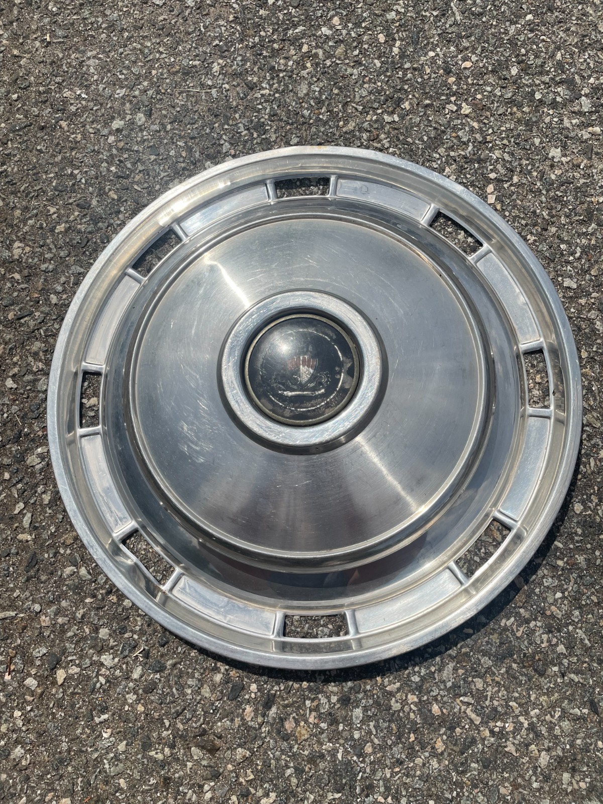 One Factory Rover P4 P5 Mk 2 & 3 Hub Cap wheel cover Rover 110 Rover 3Ltr