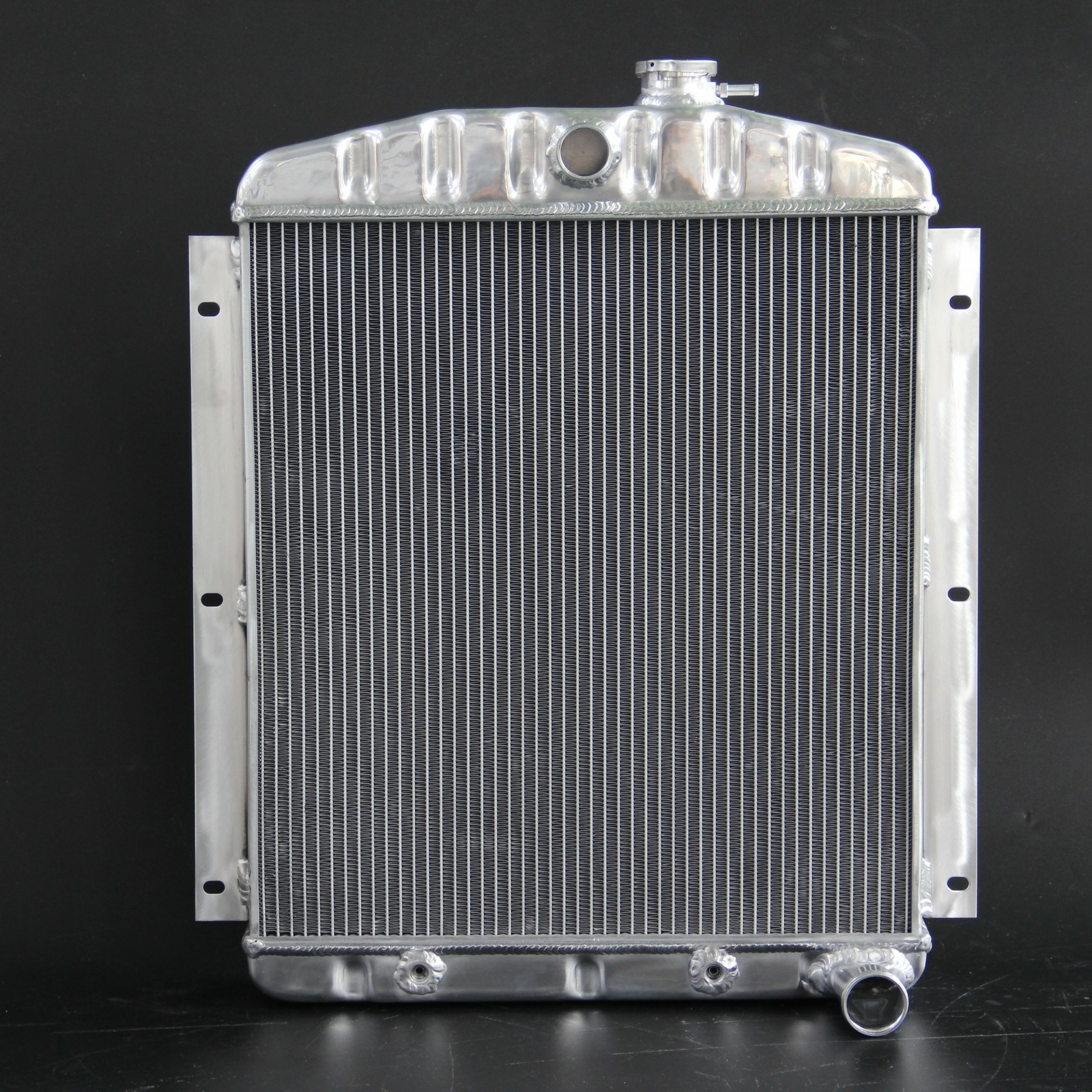 3 Row Aluminum Radiator for Chevy Truck Pickup AT 1947-1954 49 50 51 52 53 KKS
