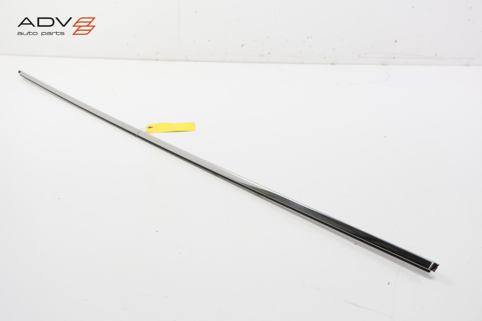 2011 - 2024 INFINITI QX80 QX56 RIGHT SIDE UPPER ROOF DRIP SEAL MOLDING OEM