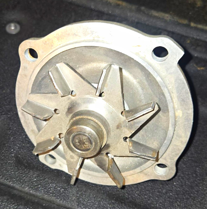 Nos Mopar Big Block Aluminum Water Pump Nos Mopar Big Block Aluminum Water Pump