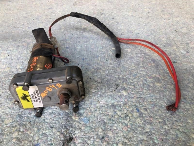 03 Fleetwood Bounder 39Z RV Motor Home USED POWER GEAR Slide Out Motor 523529