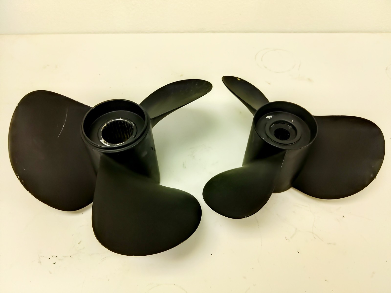 Reconditioned OEM Volvo Penta DP290 Duoprop B6 Prop Propellers DP 290 280