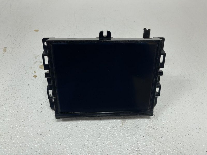 2019-2020 Jeep Compass AM FM Radio Receiver Display ID 68396673 opt UAM