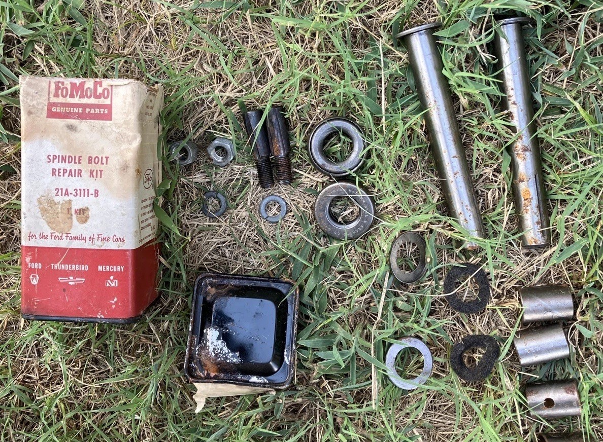 Vintage/Antique Ford Motor Company Spindle Bold Repair Kit