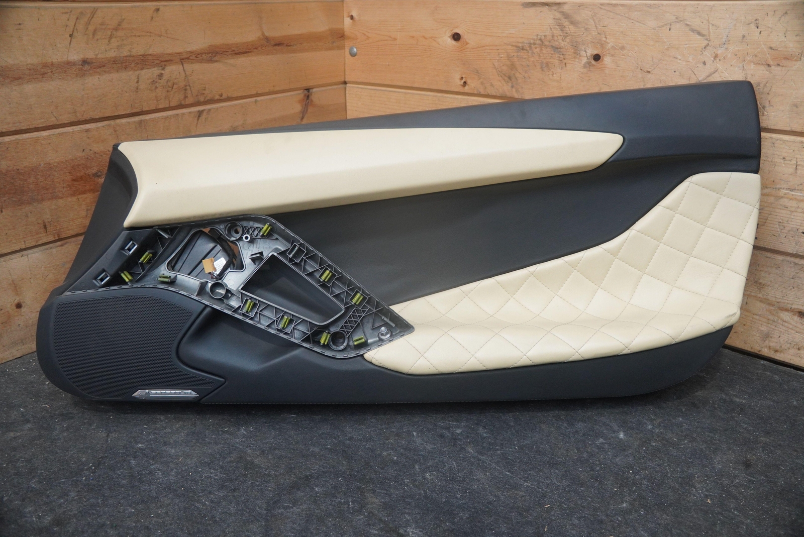 Right Interior Door Trim Panel 471867006B Lamborghini Aventador Roadster 2015