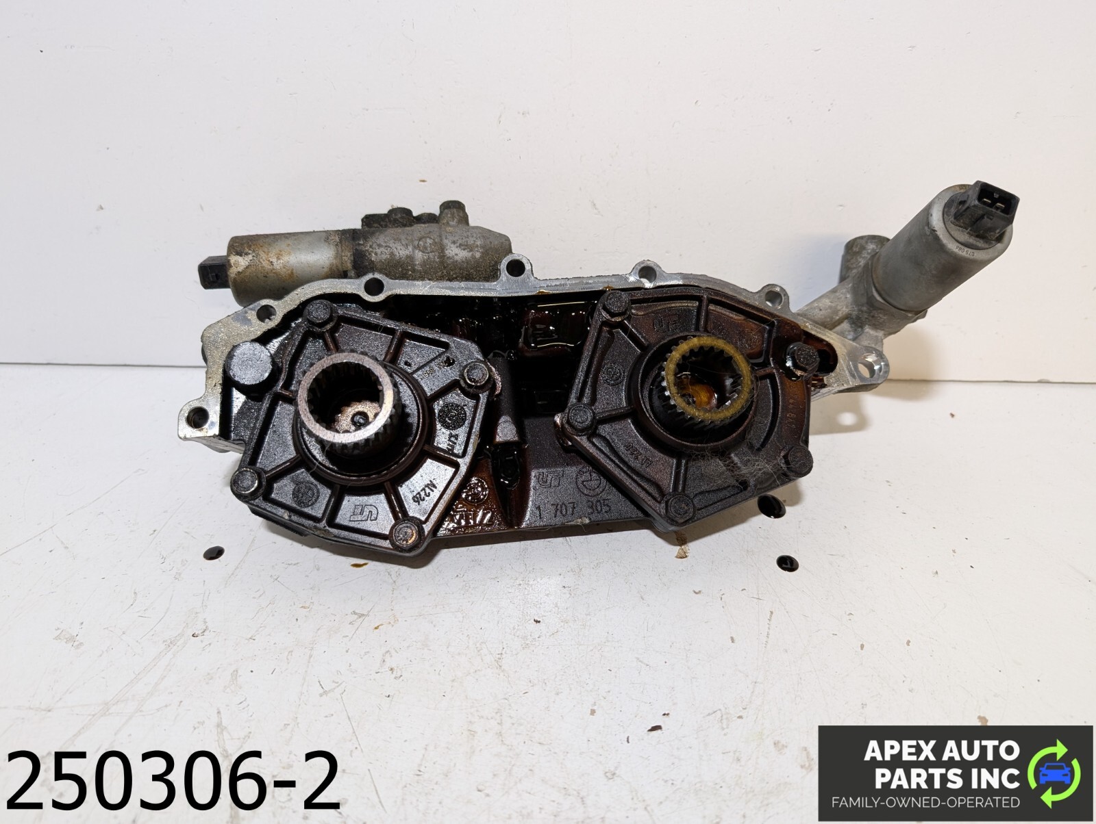 OEM 2004-2006 BMW X5 3.0L Engine Motor Camshaft Double Vanos Solenoid Adjuster