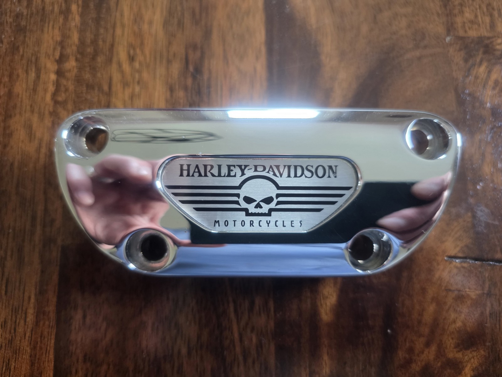 Vintage Chrome Willie G Harley Davidson Skull Handlebar Clamp part # 56060-01 Vintage Chrome Willie G Harley Davidson Skull Handlebar Clamp part # 56060-01