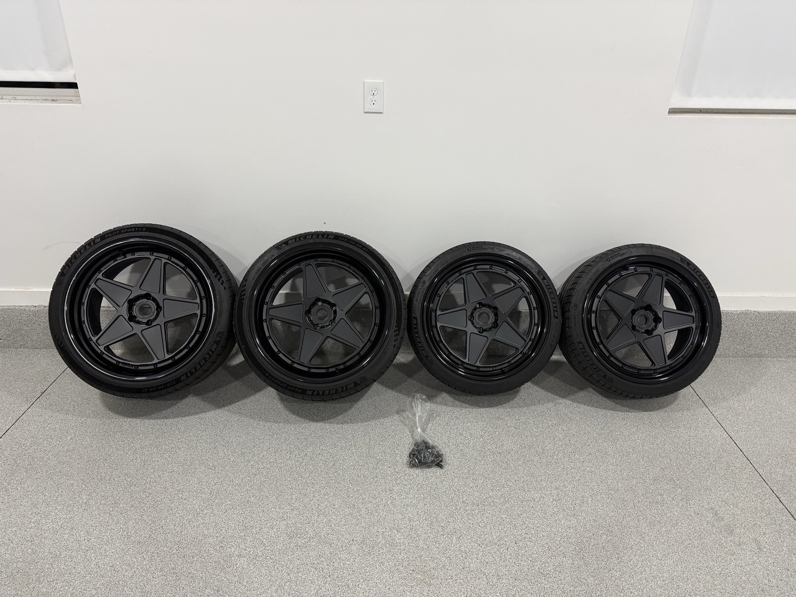 Strasse Wheels, Tires, And TPMS - Ferrari 458/488 Strasse Wheels, Tires, And TPMS - Ferrari 458/488
