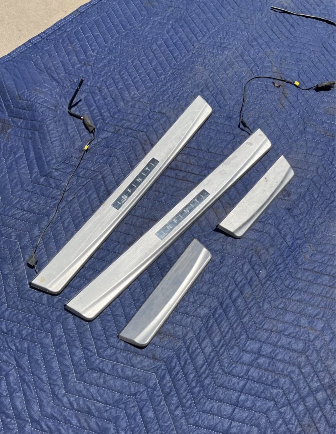 2008-2013 Infiniti G37 Illuminated Entrance Plates Sill Trim Sedan 4 Door 2008-2013 Infiniti G37 Illuminated Entrance Plates Sill Trim Sedan 4 Door