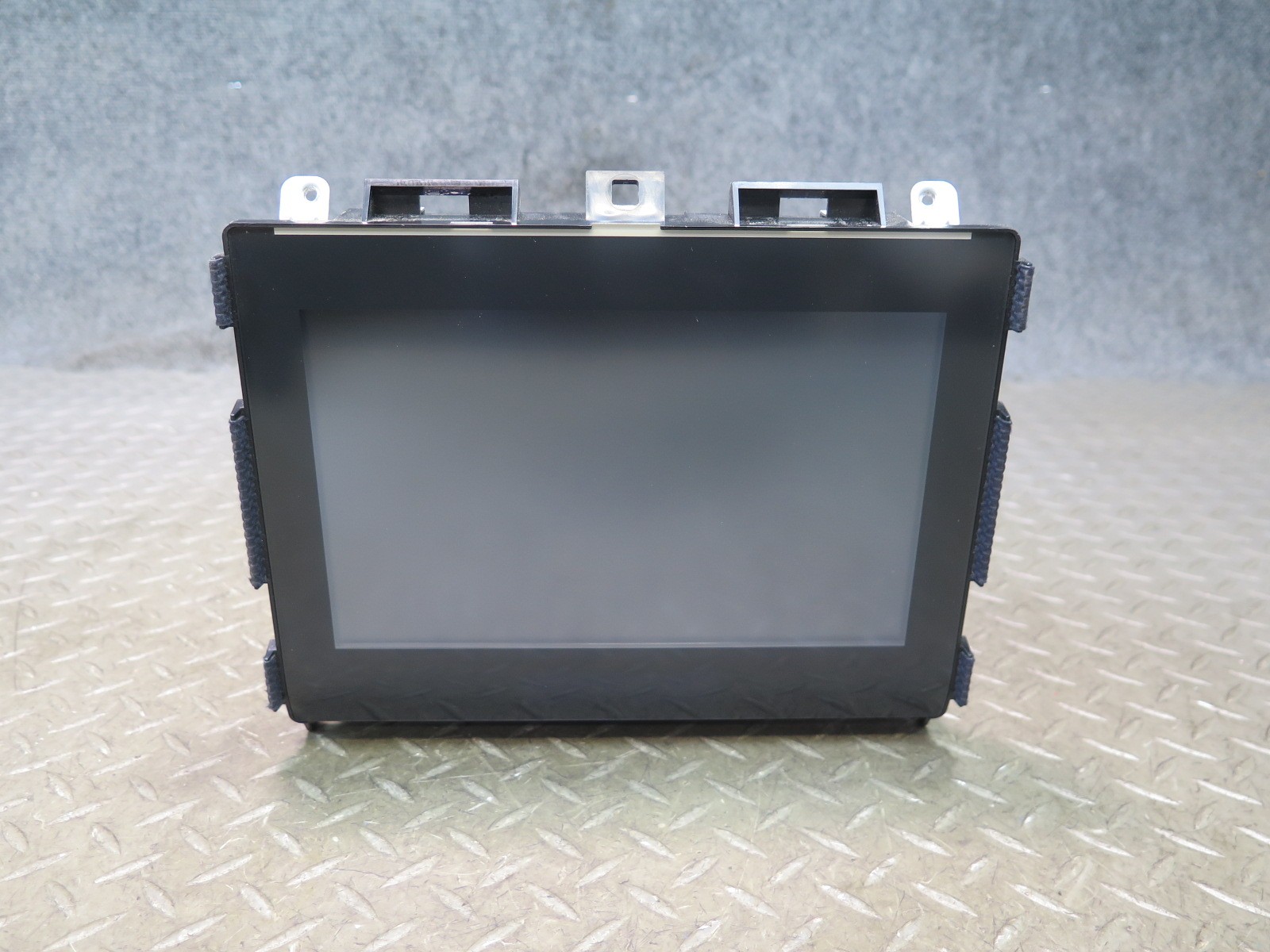 10-12 LEXUS UVF46L LS600h CENTER CONSOLE REAR MULTIMEDIA DISPLAY 86680-50180 OEM