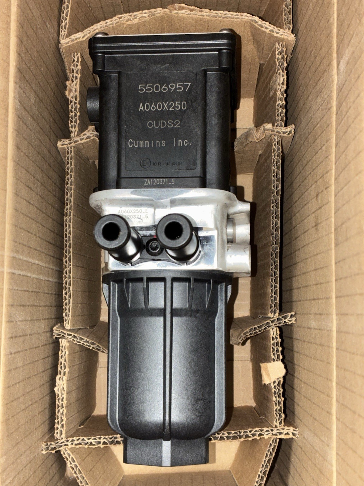 Genuine OEM Cummins DEF Doser Pump 5506957 Genuine OEM Cummins DEF Doser Pump 5506957