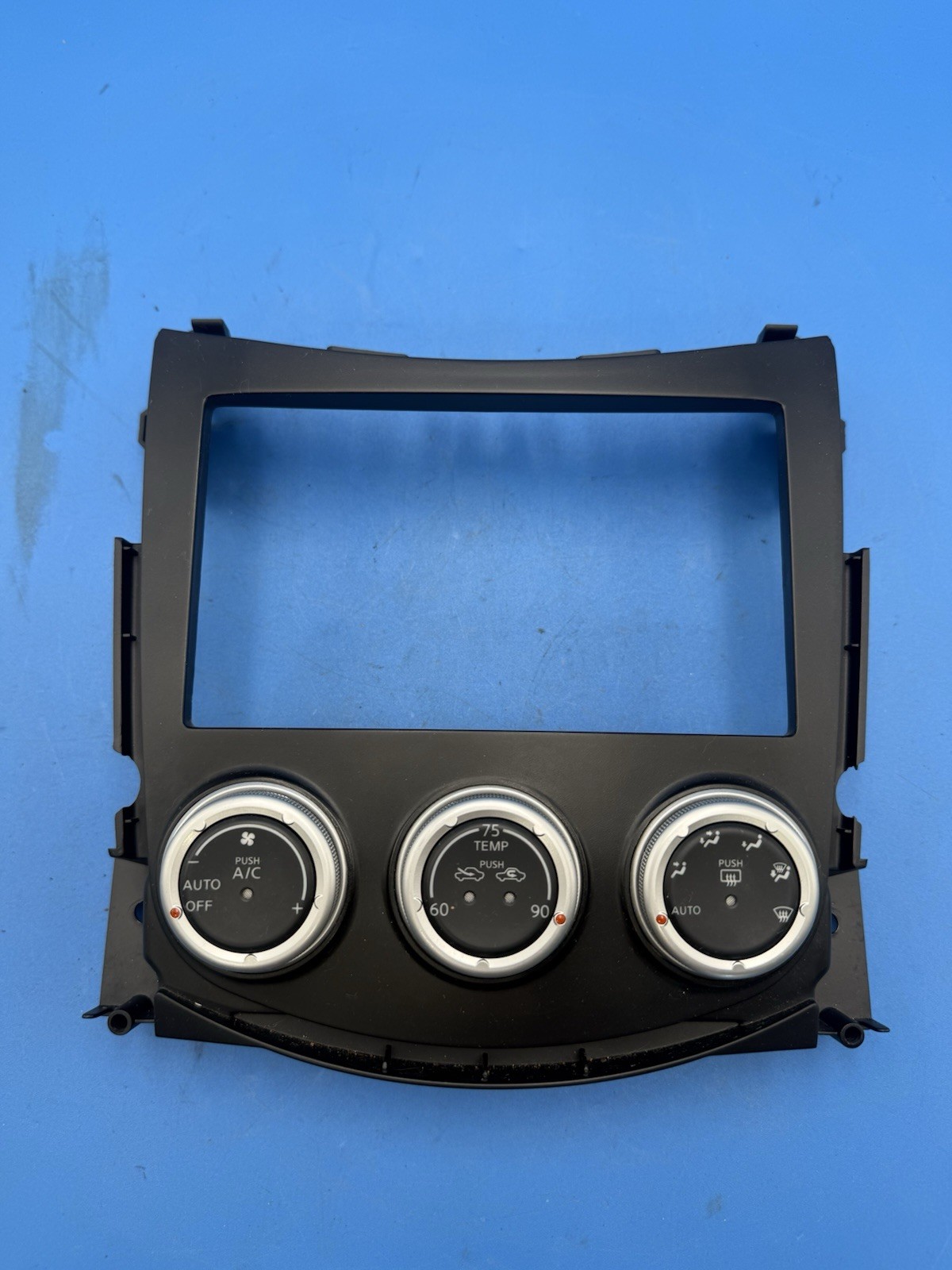 2009-2020 Nissan 370z Climate Control W/ Trim 27500-1EA0A OEM 2009-2020 Nissan 370z Climate Control W/ Trim 27500-1EA0A OEM