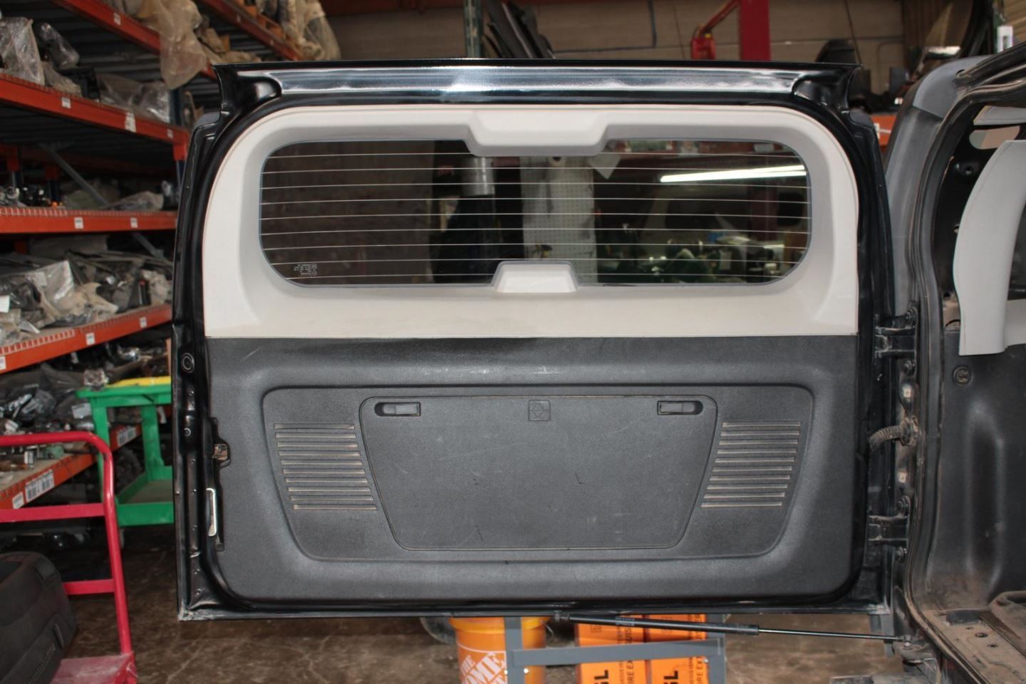 06-10 Hummer H3 3.7L Black Rear Back Door Trunk Lid Assembly