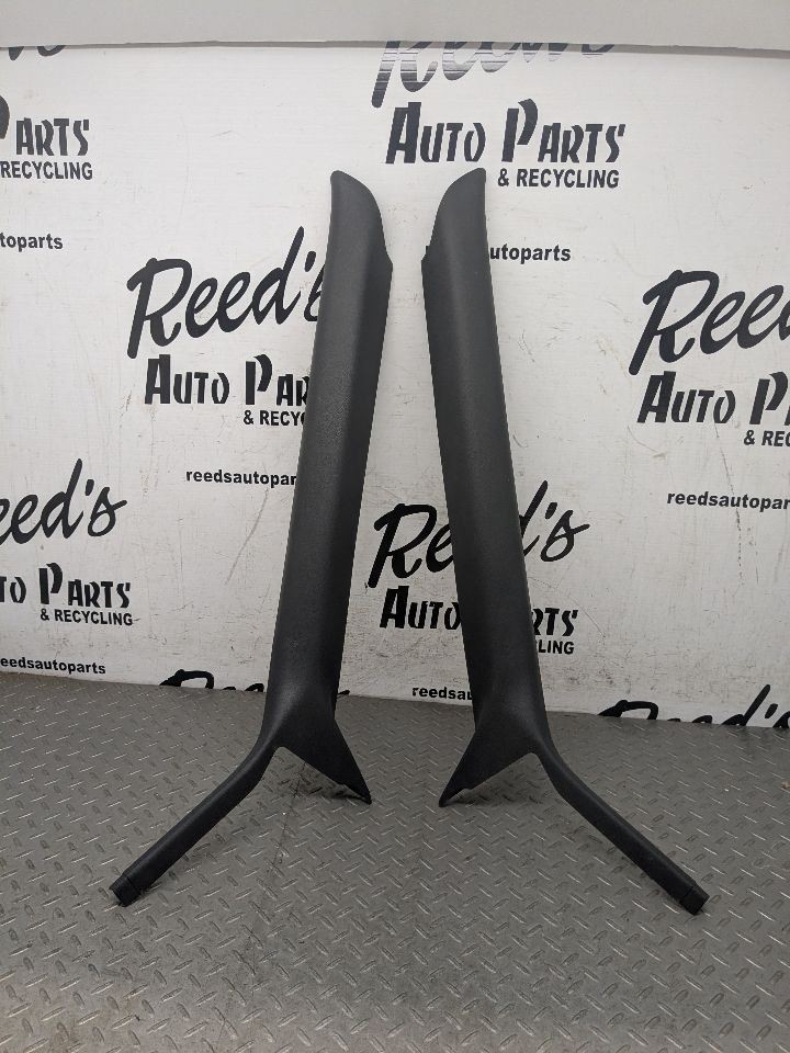 1998-2000 Chevy S-10 S10 Sonoma Truck A-Pillar Set LH RH Trim OEM  1202120