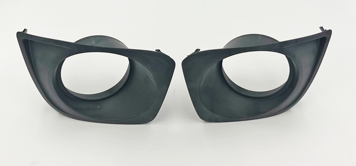 NOS OEM GM 08 09 Pontiac G8 GXP Fog Light Covers Surrounds LH RH PAIR
