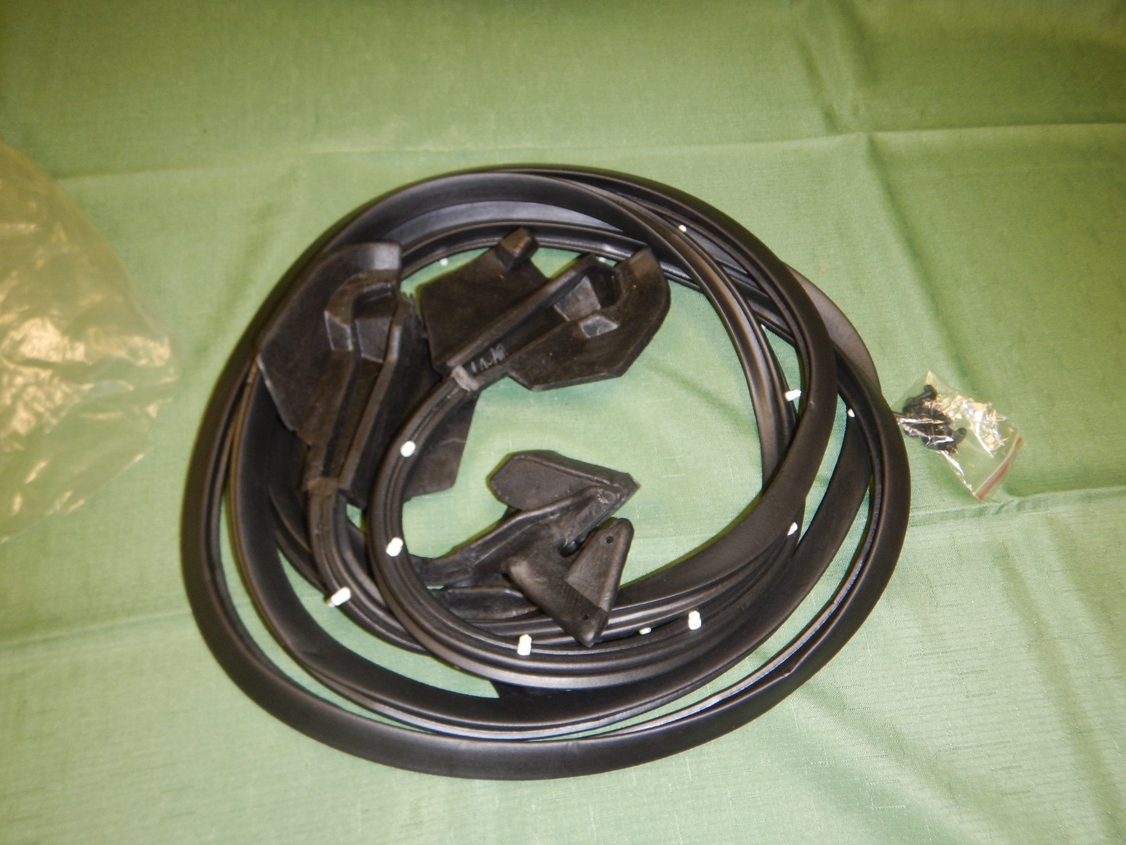 New Repo Pair 1968 Chevelle Door Frame Weatherstrips Malibu New Repo Pair 1968 Chevelle Door Frame Weatherstrips Malibu