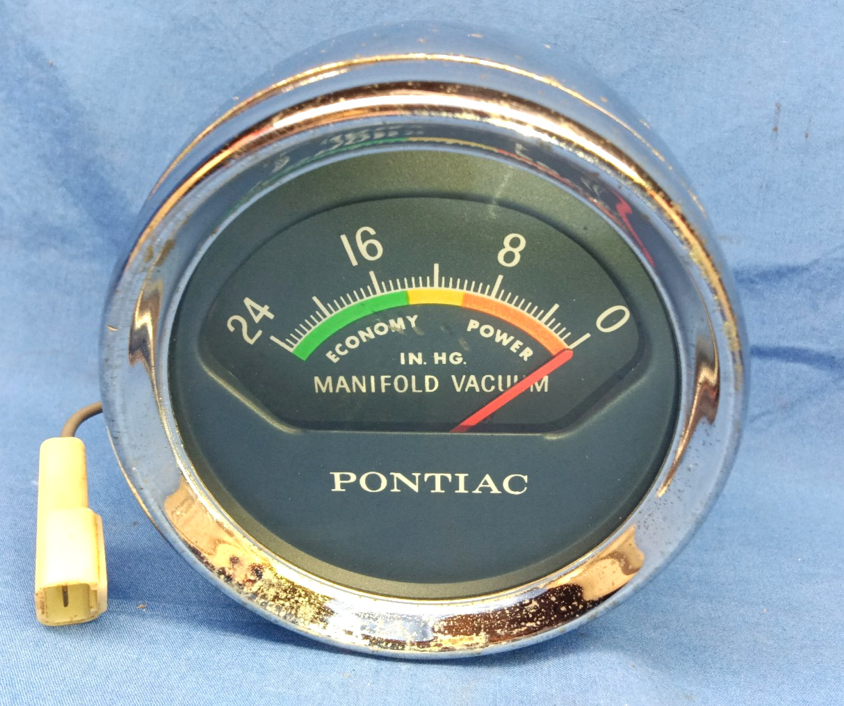 Vintage 1960s Pontiac Console Pod Vacuum Gauge Works Good Vintage 1960s Pontiac Console Pod Vacuum Gauge Works Good