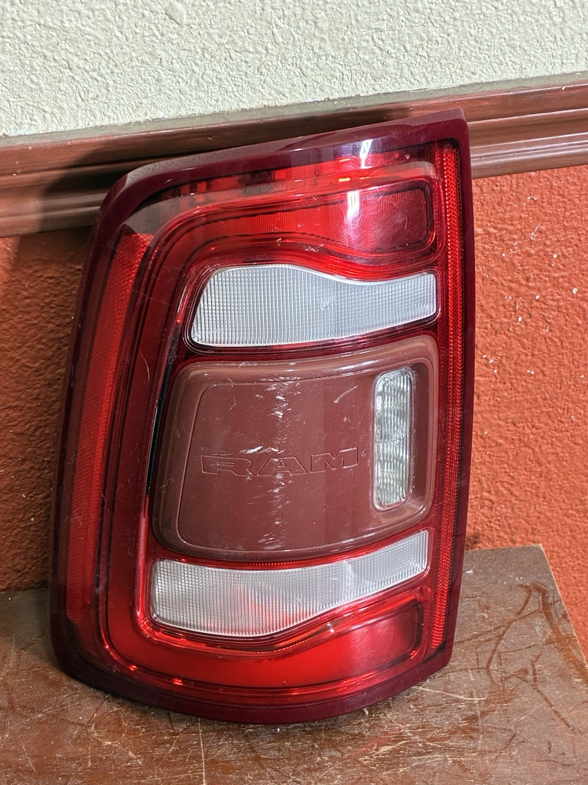 COMPLETE 2019-2024 Dodge Ram 2500 3500 Left LED Tail Light w/o Blind Spot OEM COMPLETE 2019-2024 Dodge Ram 2500 3500 Left LED Tail Light w/o Blind Spot OEM