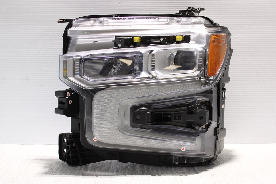 2022-2026 Chevrolet Silverado LED Left Side Headlight Assembly OEM 87828577