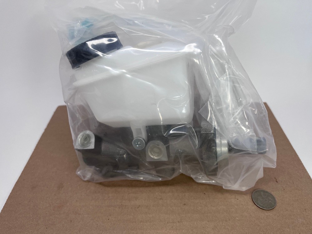 New Brake Master Cylinder 133047 For Volvo 2001-2014