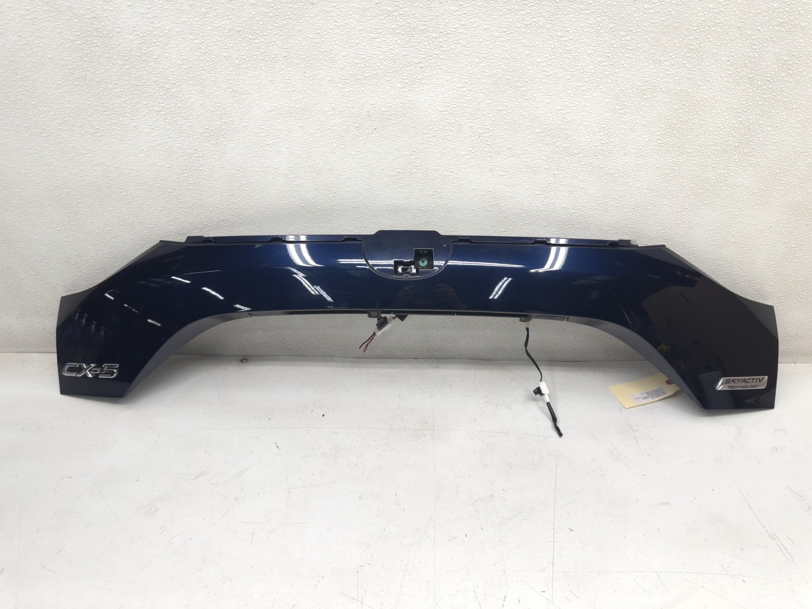 17-22 MAZDA CX-5 REAR TAILGATE LIFTGATE LOWER MOLDING TRIM COVER, OEM LOT3686